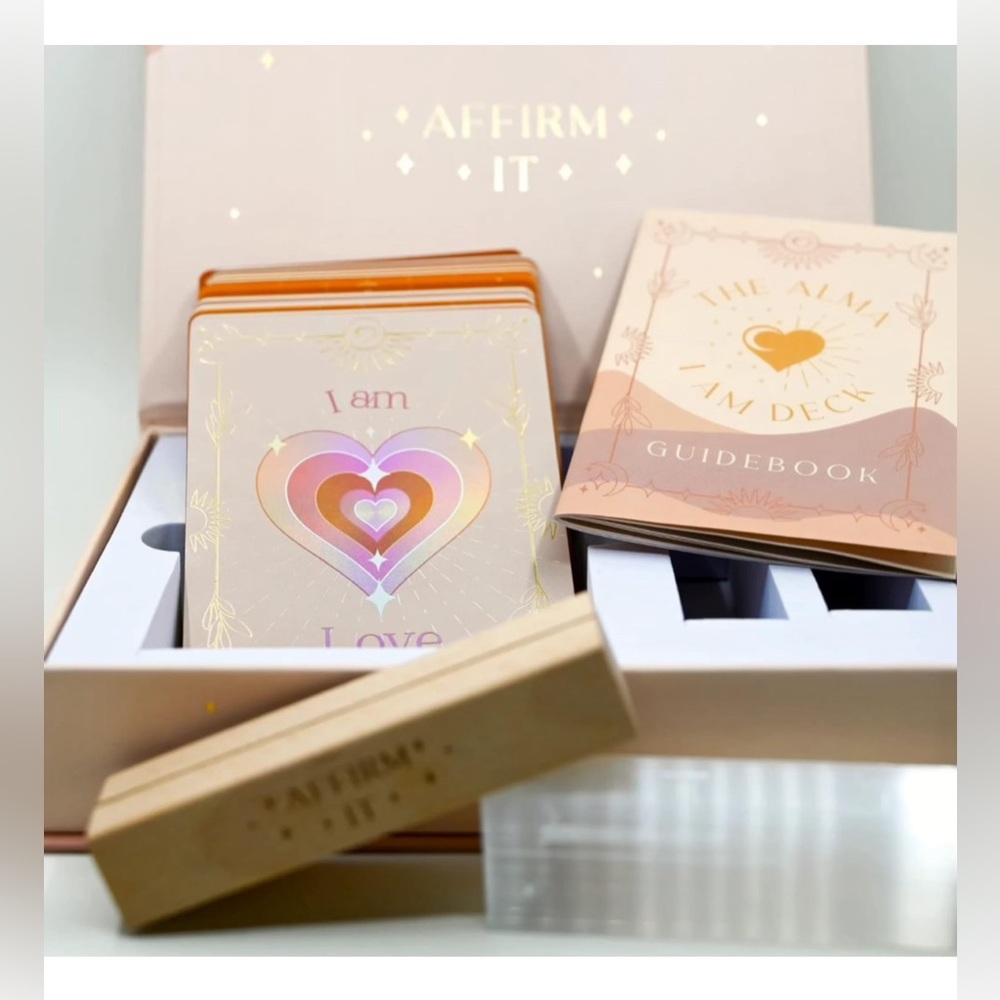Positive affirmations set by Alma Affirmations and Kelsie Cosmic